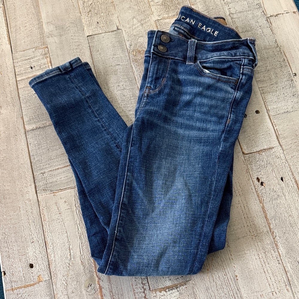 American Eagle Outfitters Women's Dark Blue Skinny Jeans